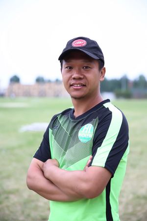 主教练,毕业于天津南开大学,北京八一中学,曾获得全国nike杯足球赛mvp